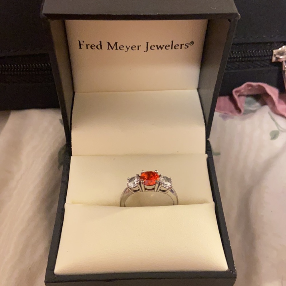 Beautiful Ring - image 2